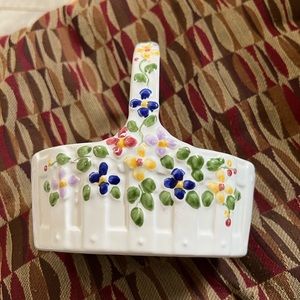 Jay Willfred basket made in Portugal hand painted